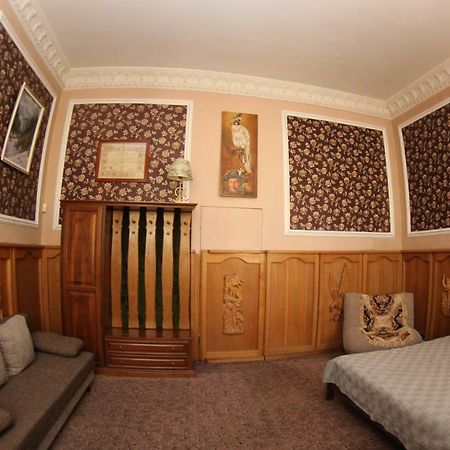 Orpheus Hostel And Apartments 敖德萨 外观 照片