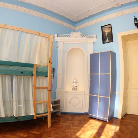 Orpheus Hostel And Apartments 敖德萨 外观 照片