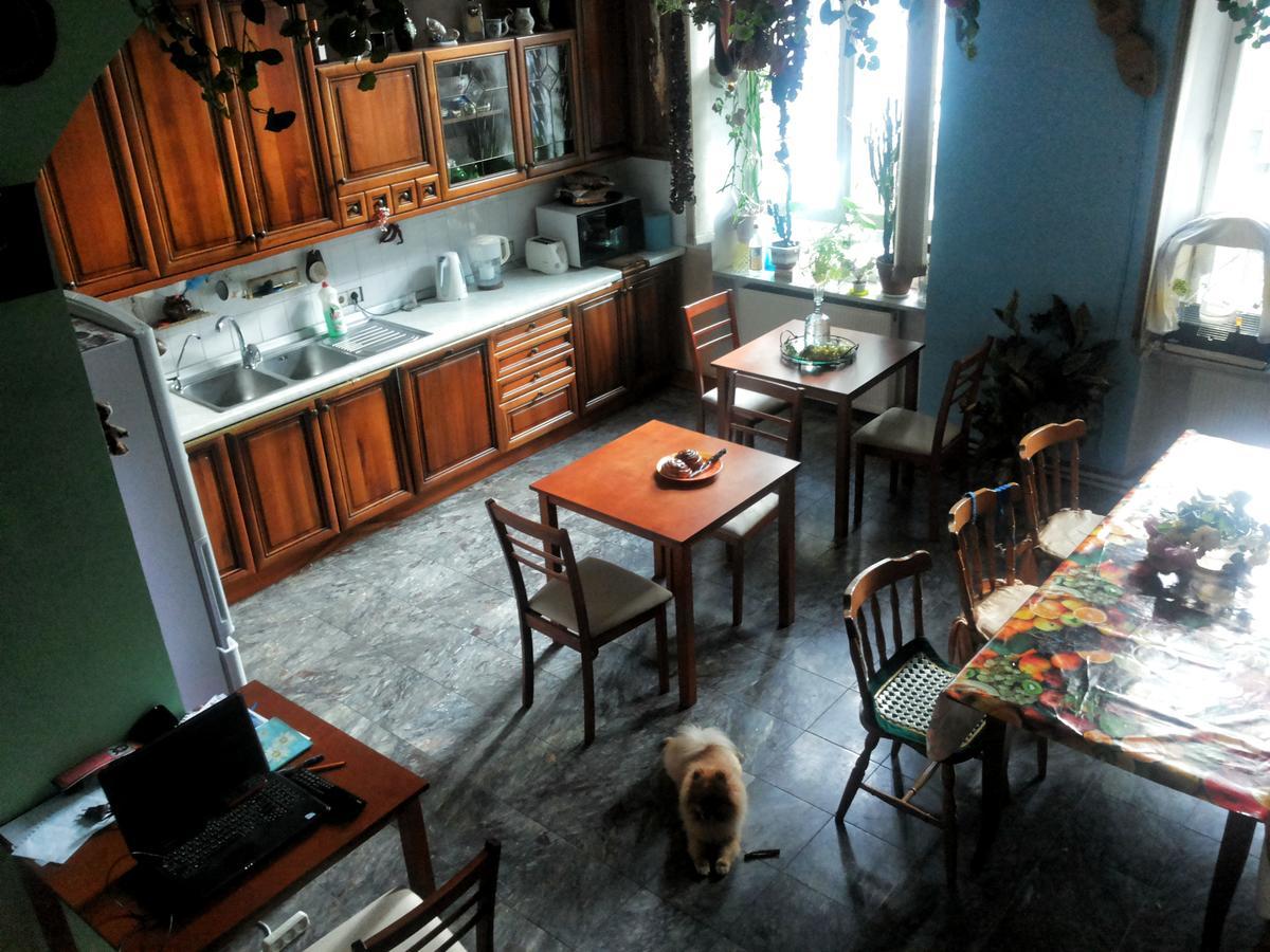 Orpheus Hostel And Apartments 敖德萨 外观 照片