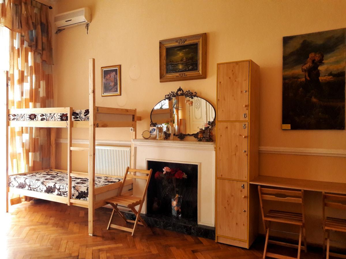 Orpheus Hostel And Apartments 敖德萨 外观 照片