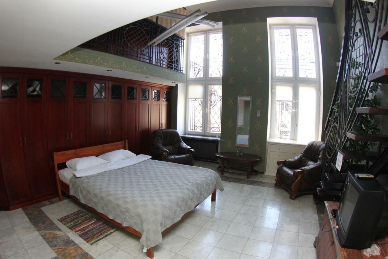 Orpheus Hostel And Apartments 敖德萨 外观 照片