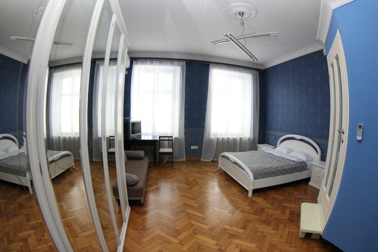 Orpheus Hostel And Apartments 敖德萨 外观 照片