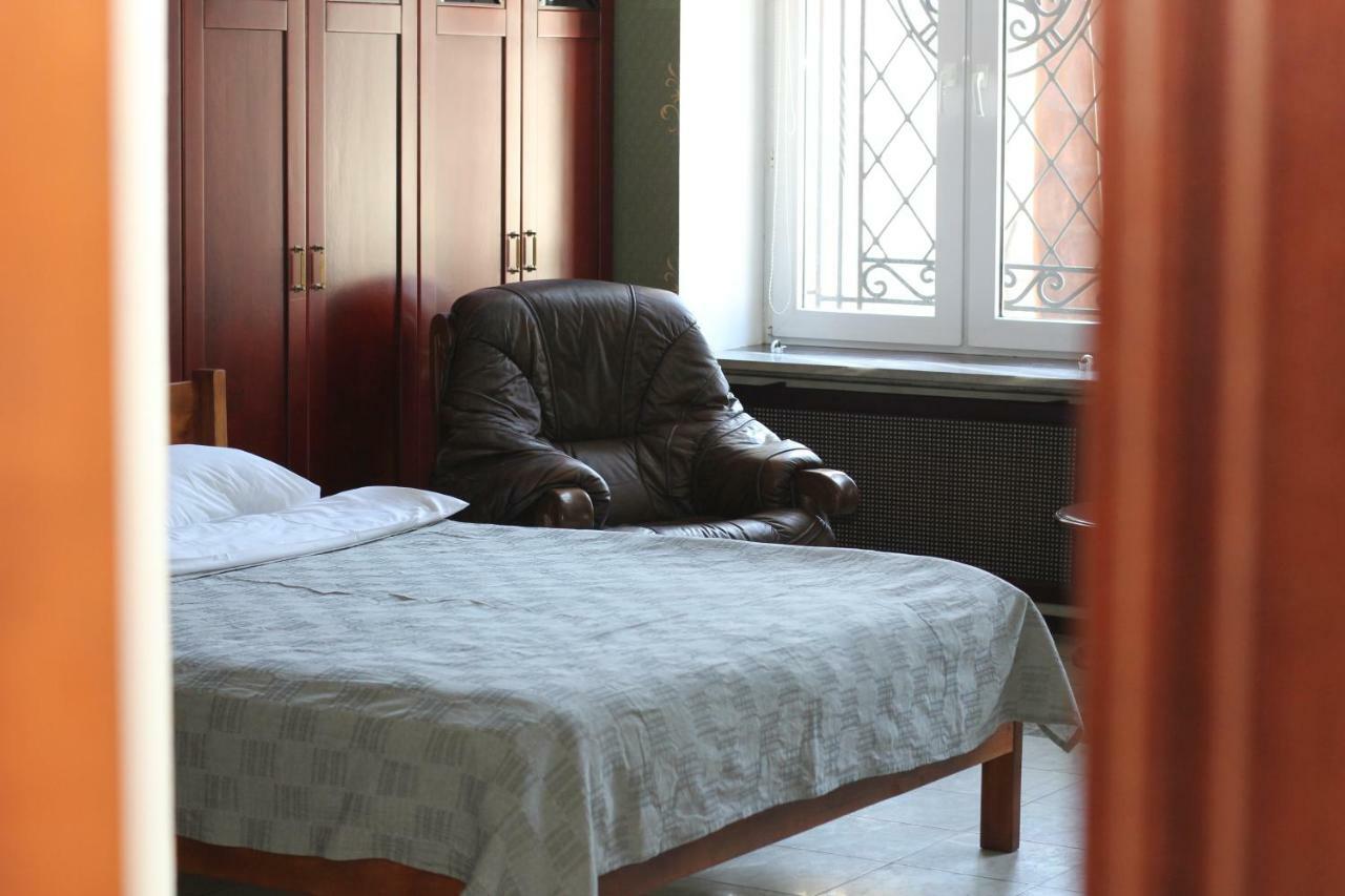 Orpheus Hostel And Apartments 敖德萨 外观 照片