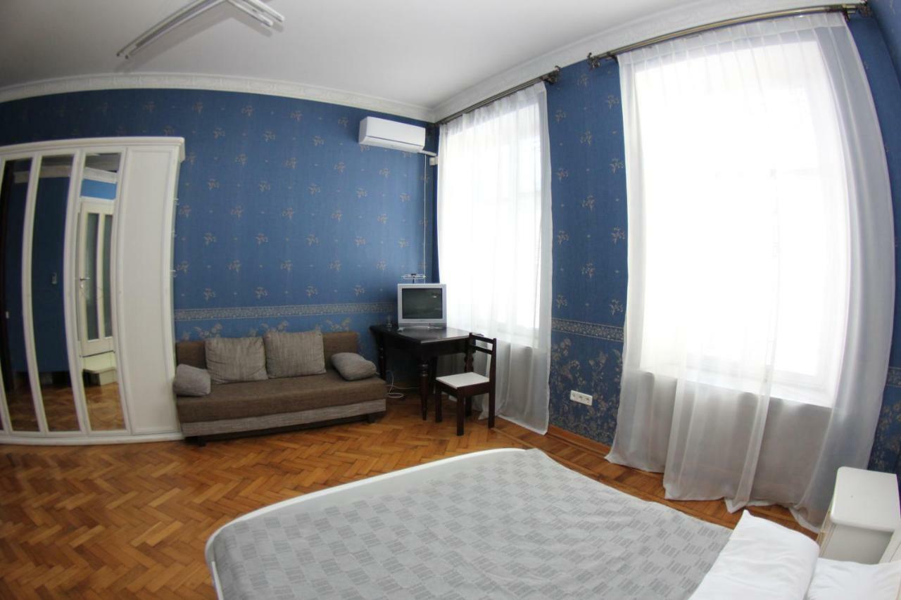Orpheus Hostel And Apartments 敖德萨 外观 照片