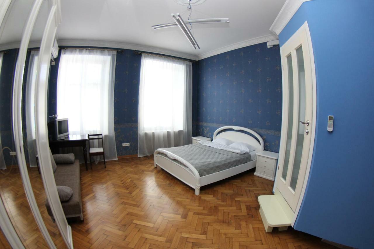 Orpheus Hostel And Apartments 敖德萨 外观 照片